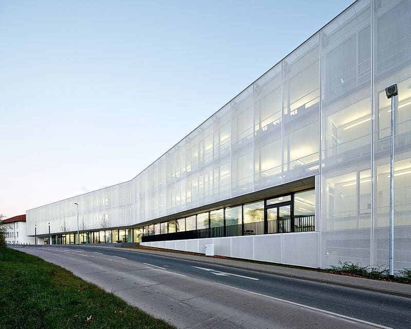 HGMS chuyên thi công Bạt Căng PVDF , Mái che bạt căng,