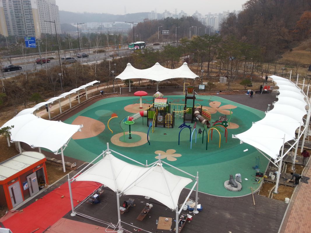 HGMS chuyên thi công Bạt Căng PVDF , Mái che bạt căng,