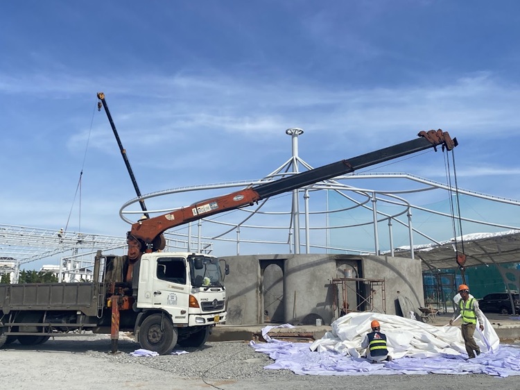 HGMS chuyên thi công Bạt Căng PVDF , Mái che bạt căng,