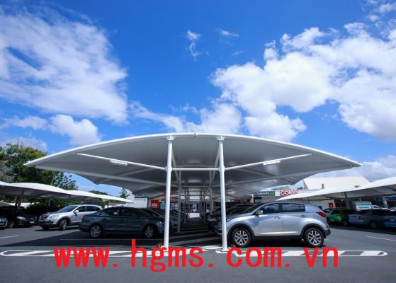 Nhà mái che bạt khu chợ