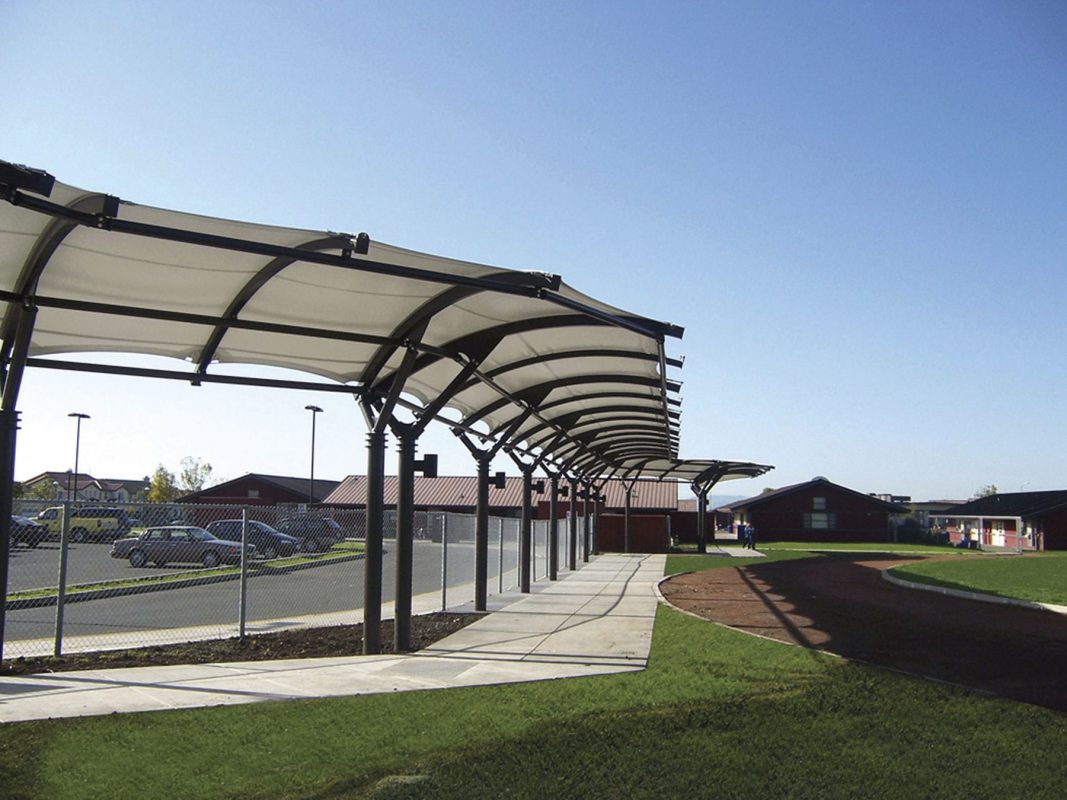 HGMS chuyên thi công Bạt Căng PVDF , Mái che bạt căng,