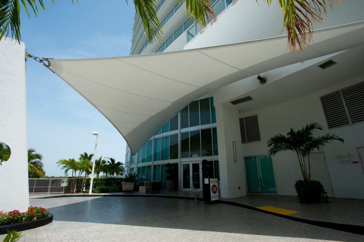 HGMS chuyên thi công Bạt Căng PVDF , Mái che bạt căng,