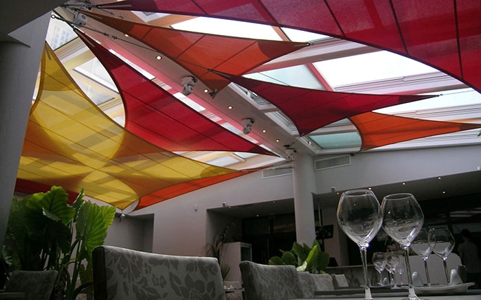 mái hiên bạt che khá bắt mắt