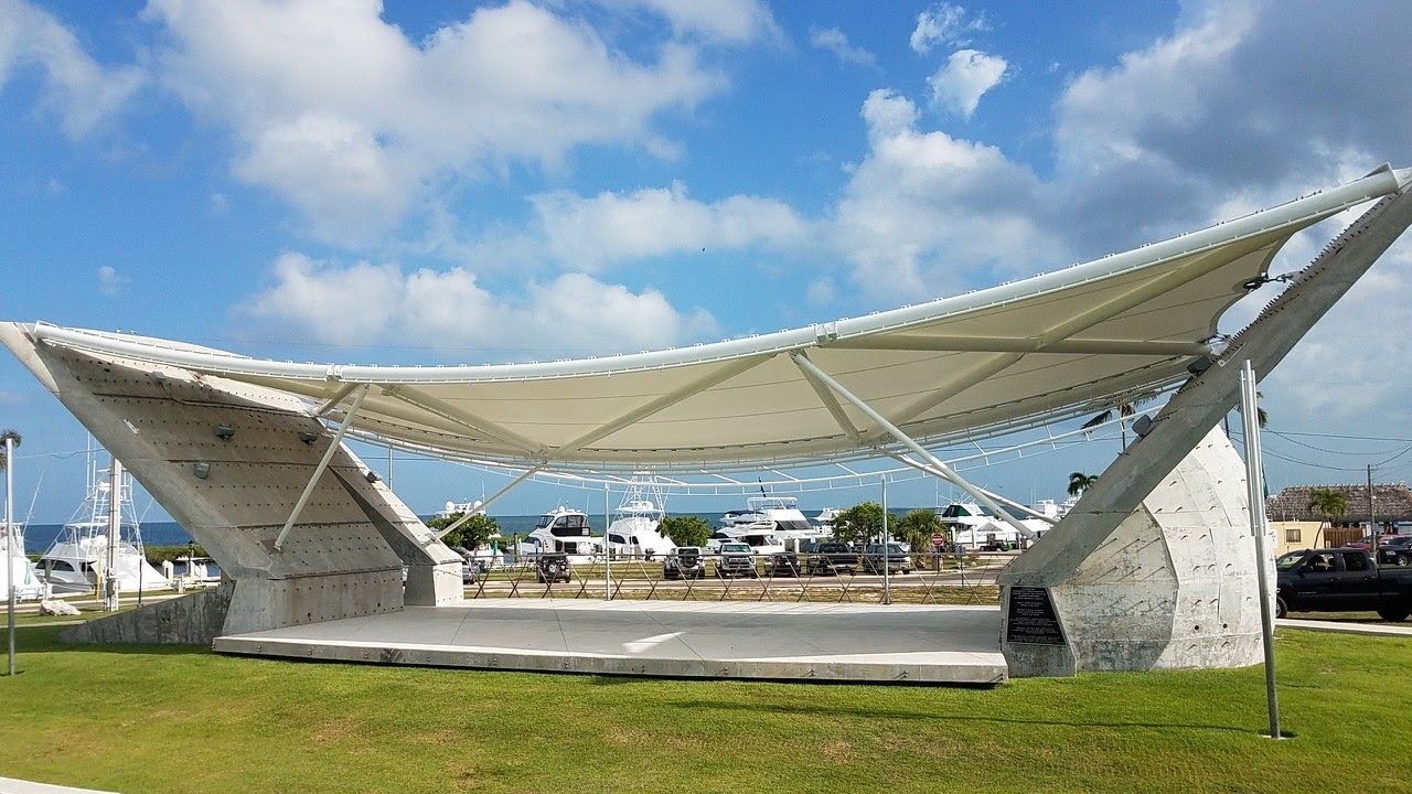 HGMS chuyên thi công Bạt Căng PVDF , Mái che bạt căng,