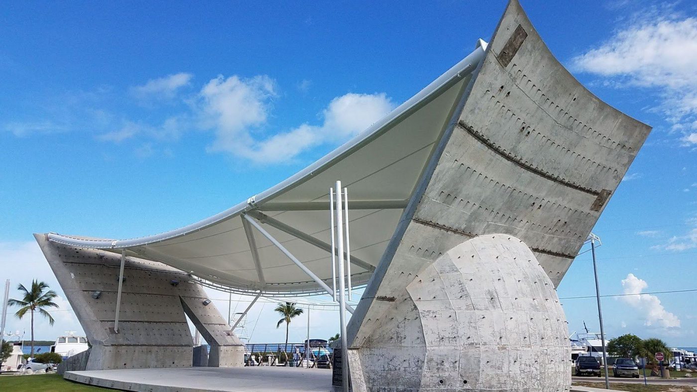 HGMS chuyên thi công Bạt Căng PVDF , Mái che bạt căng,