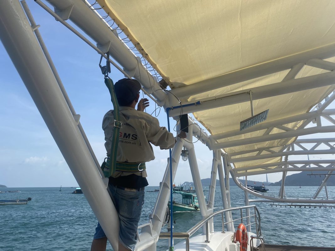 HGMS chuyên thi công Bạt Căng PVDF , Mái che bạt căng,