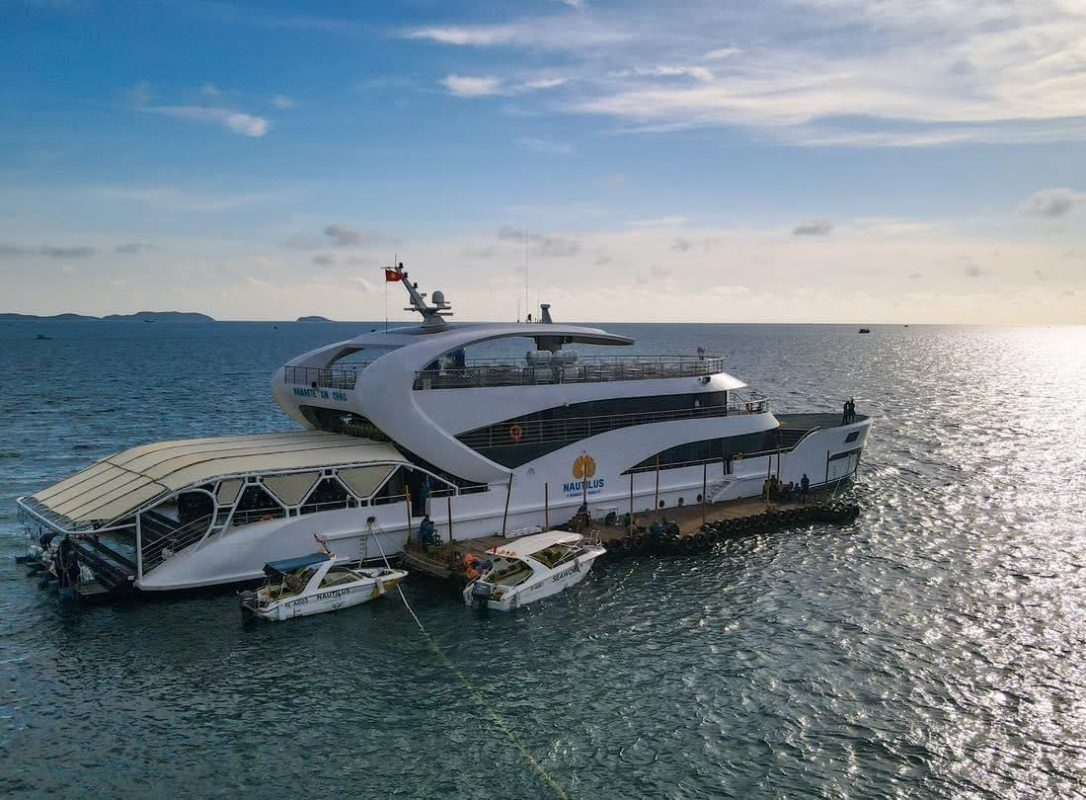 HGMS chuyên thi công Bạt Căng PVDF , Mái che bạt căng,