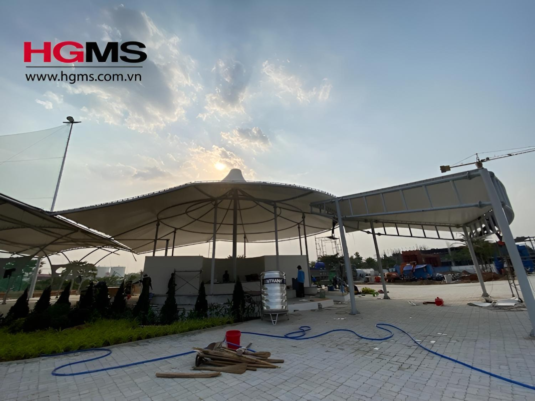 HGMS chuyên thi công Bạt Căng PVDF , Mái che bạt căng,